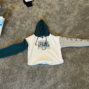 This shirt was only worn once it’s from NFL teams girls XL